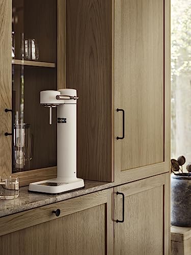 Aarke Carbonator 3, Premium Wassersprudler aus Edelstahl mit Aarke Flasche, Mattweiß Finish : Küche, Haushalt &amp; Wohnen